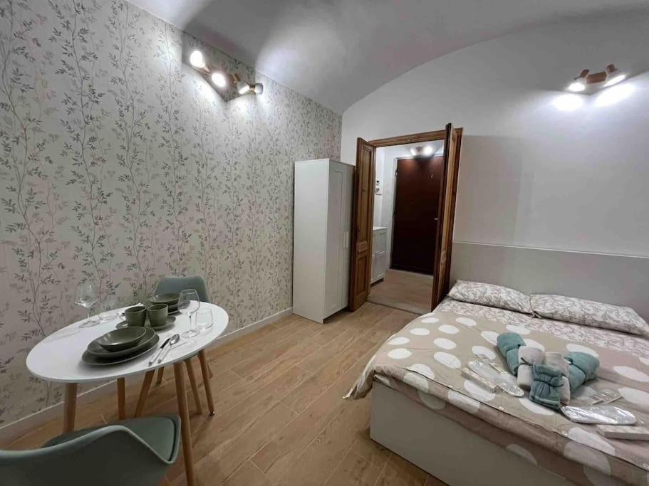 Maison Vivien, Appartamento Nel Cuore Di Torino. Turim Exterior foto